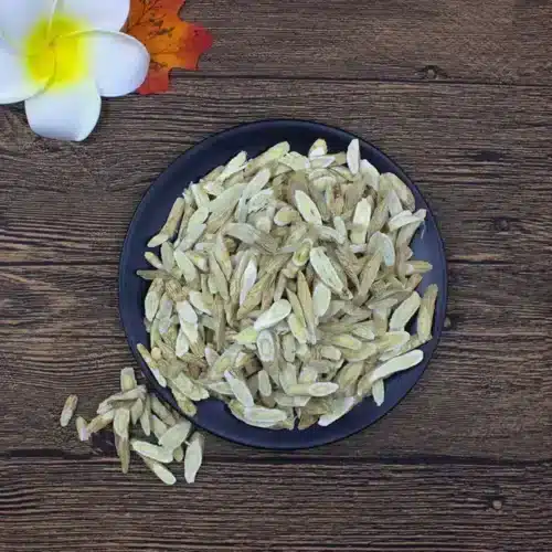 astragalus-root-slices-full-tray-view Top view of dried Astragalus root slices