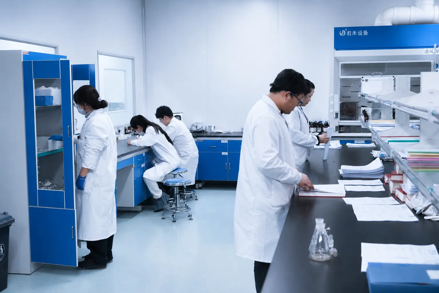 Pre-shipment inspection checklist for Chinese herbs being verified