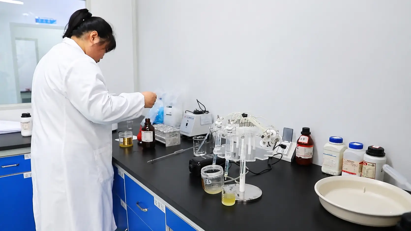 Chinese herbs quality testing laboratory for pesticide residues heavy metals and batch checks